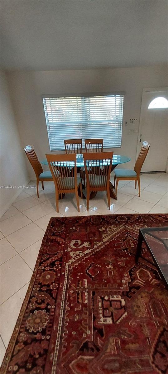 See details / 2037 sq. ft. $ 2023-01-17 0 Photo