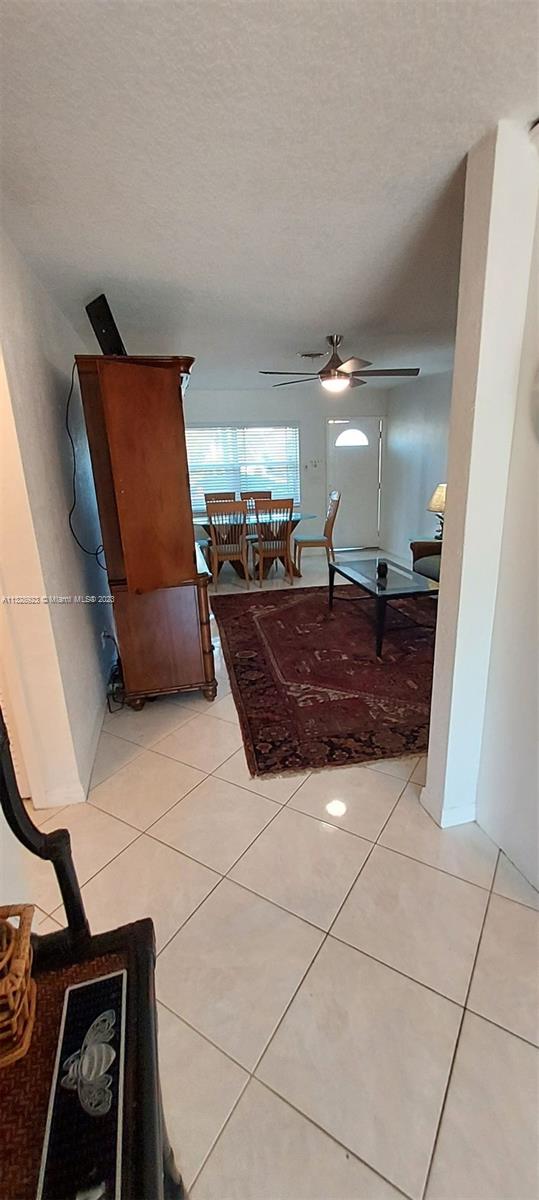 See details / 2037 sq. ft. $ 2023-01-17 0 Photo