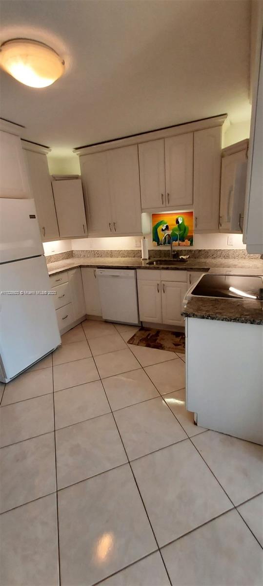 See details / 2037 sq. ft. $ 2023-01-17 0 Photo
