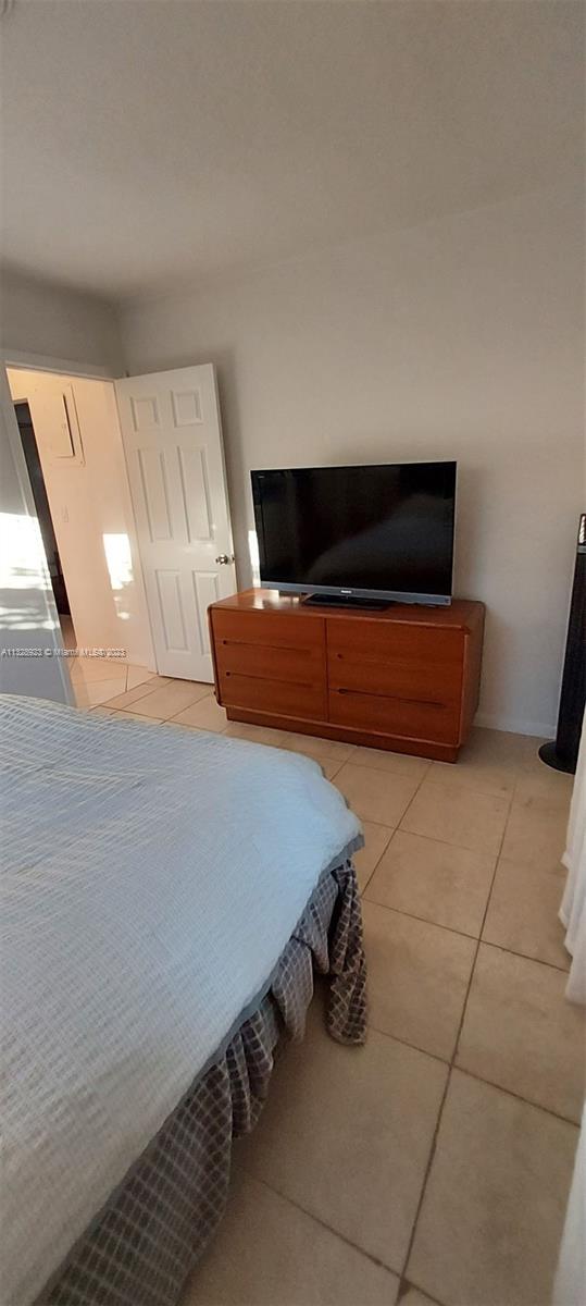 See details / 2037 sq. ft. $ 2023-01-17 0 Photo