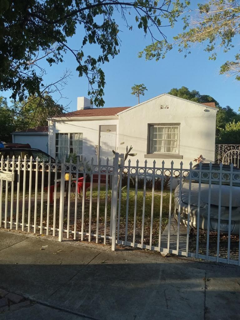 See details / 1677 sq. ft. $ 2023-01-17 0 Photo