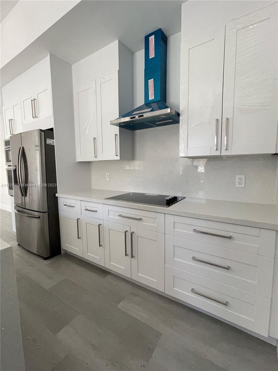 See details / sq. ft. $ 2023-01-17 0 Photo