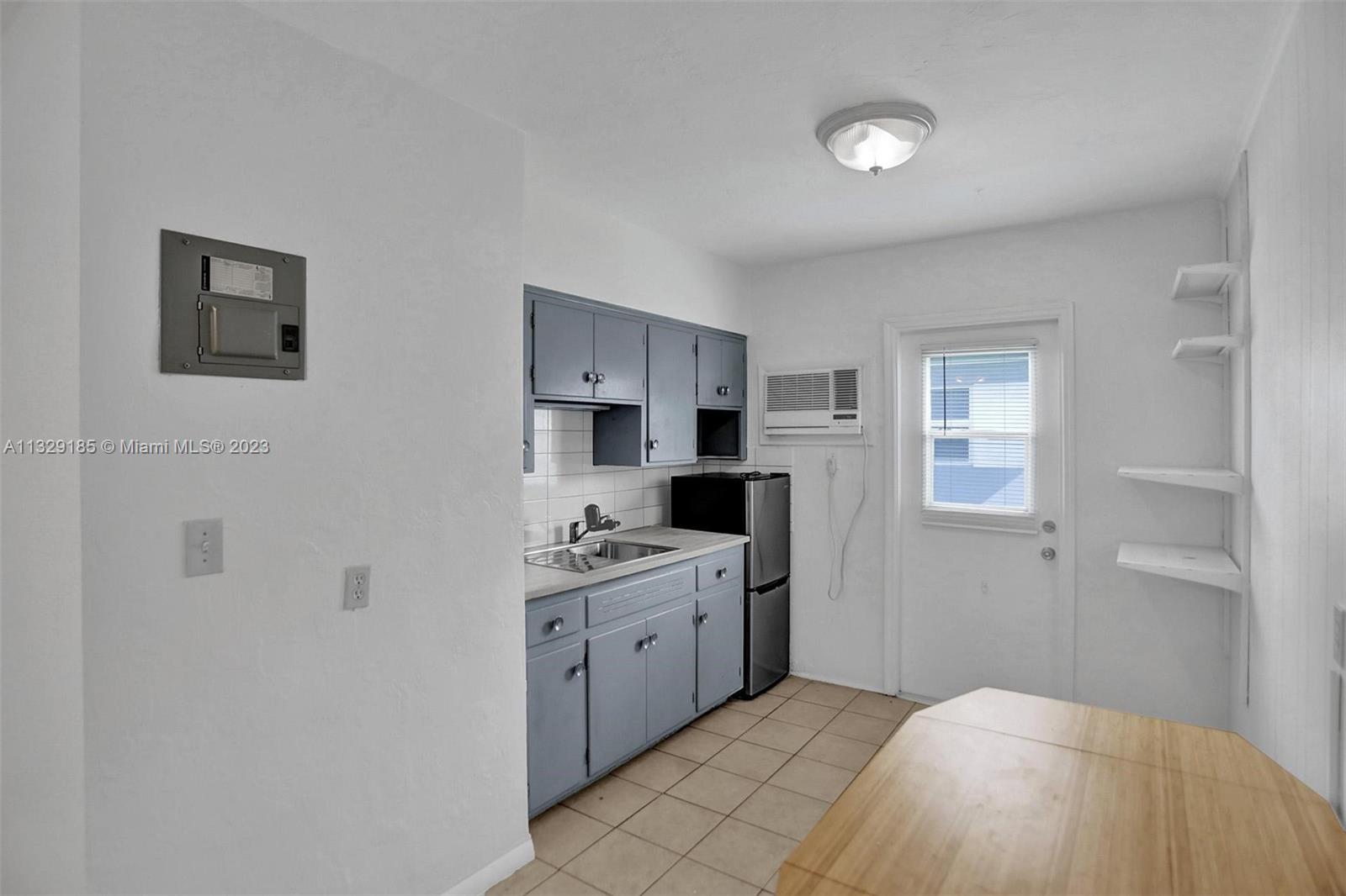 See details / 1628 sq. ft. $ 2023-01-18 0 Photo