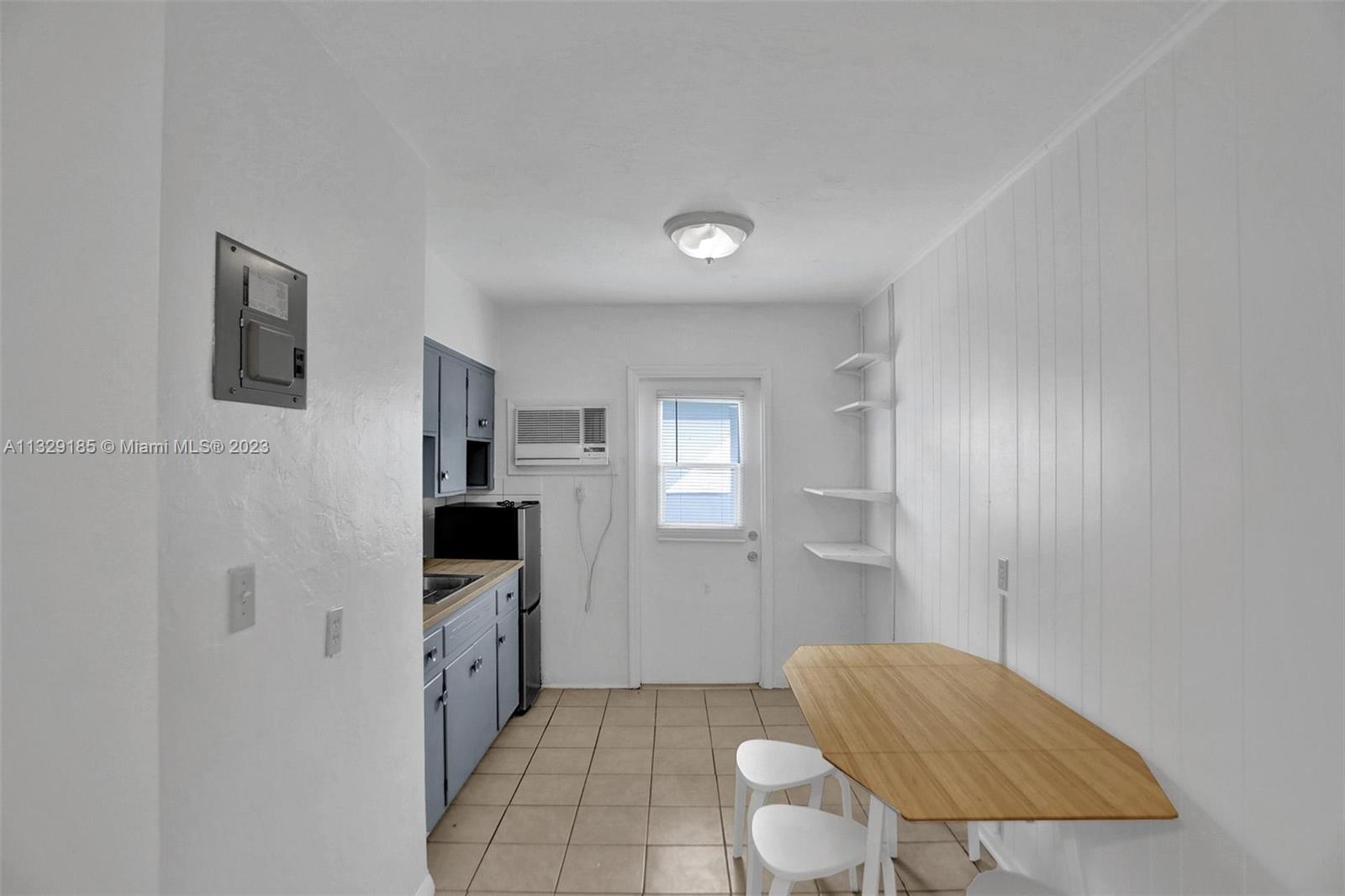 See details / 1628 sq. ft. $ 2023-01-18 0 Photo