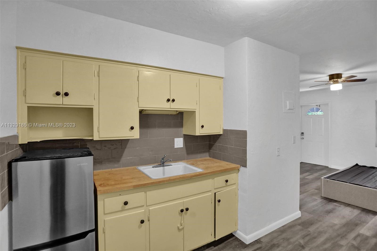See details / 1628 sq. ft. $ 2023-01-18 0 Photo