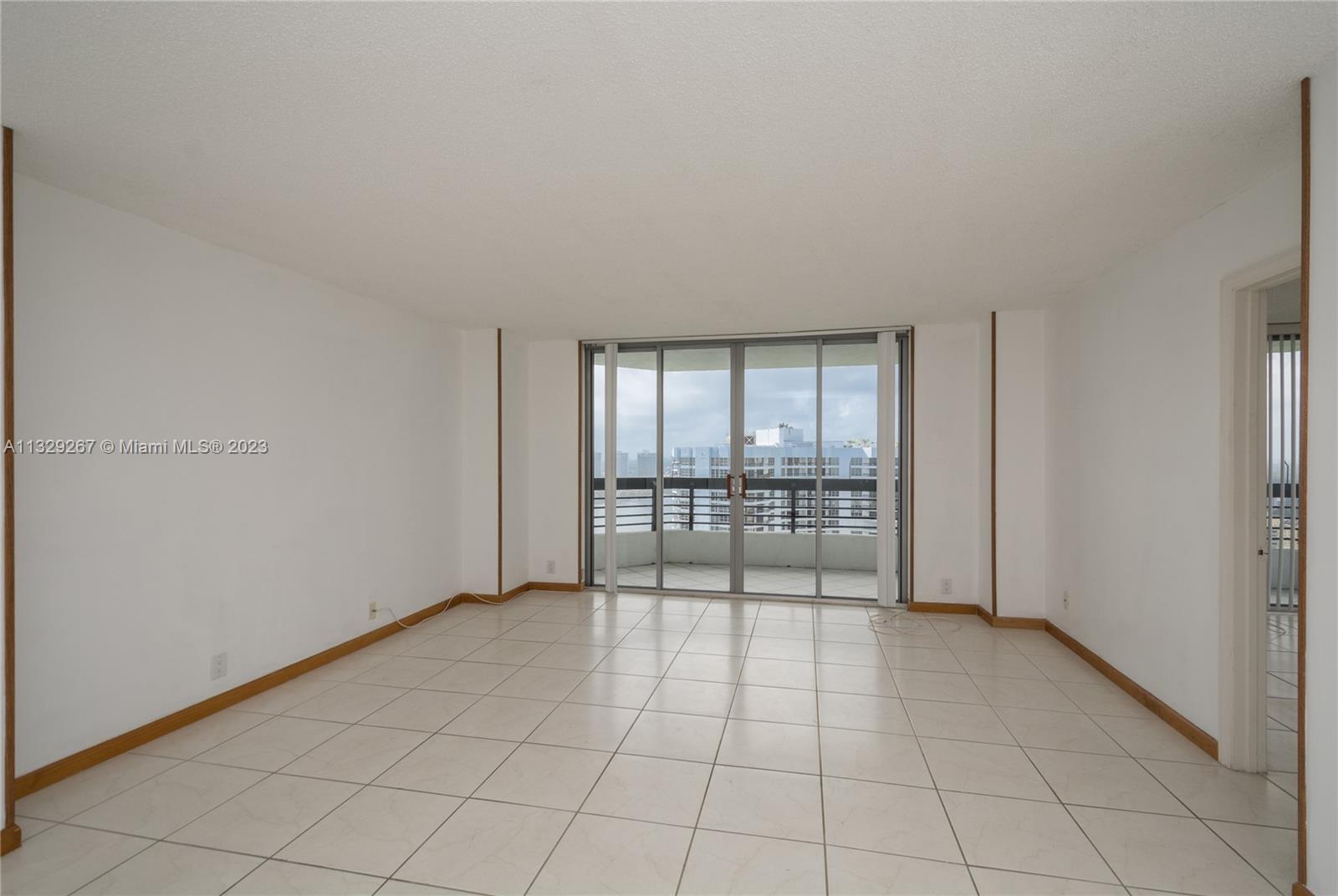 Photo of 3500 Mystic Pointe Dr #3503, Aventura, Florida, 33180 -