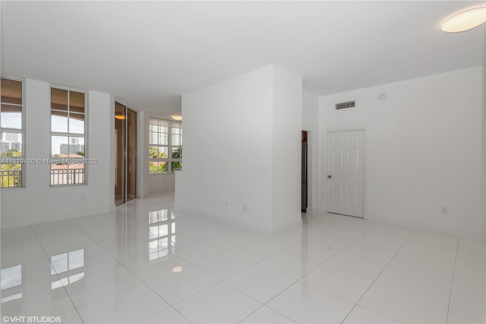 Photo of 3001 185th St #421, Aventura, Florida, 33180 -