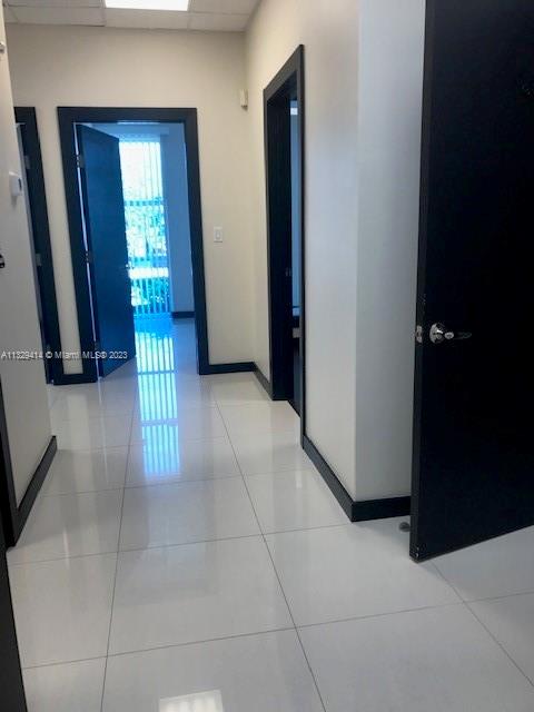 See details 103 / sq. ft. $ 2023-01-18 0 Photo