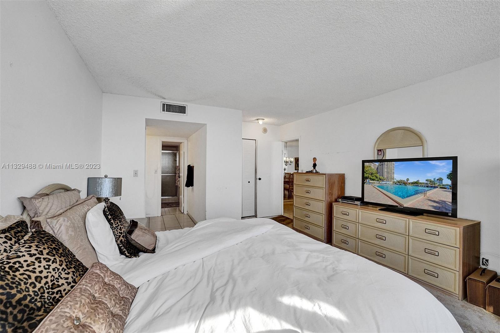 Photo of 600 Three Islands Blvd #1708, Hallandale Beach, Florida, 33009 -