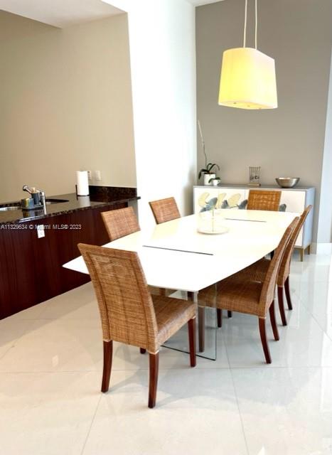 Ver detalles 3307 3 / 3 2084 sq. ft. $ 2023-01-18 0 foto