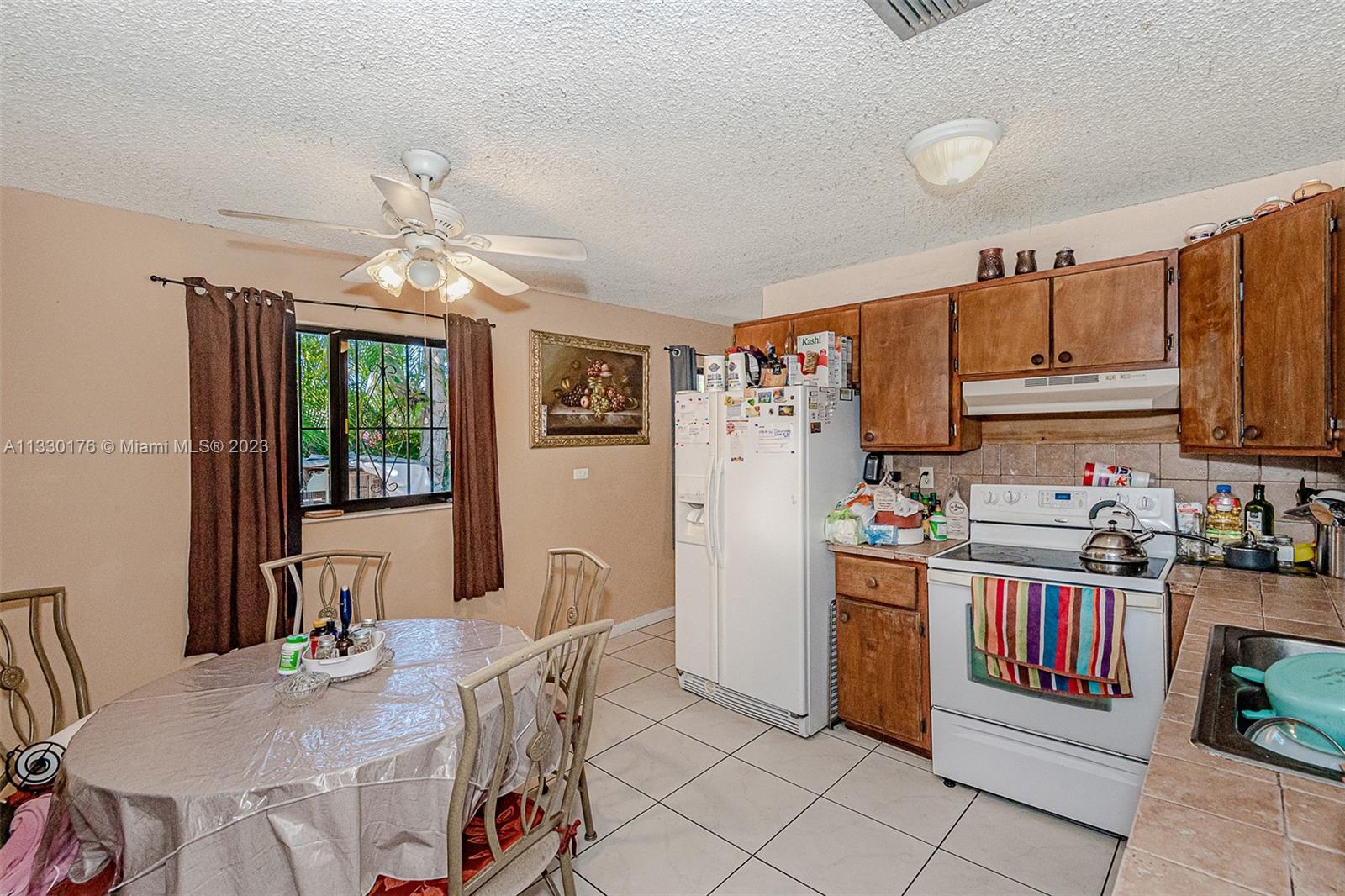 See details / 1931 sq. ft. $ 2023-01-19 0 Photo