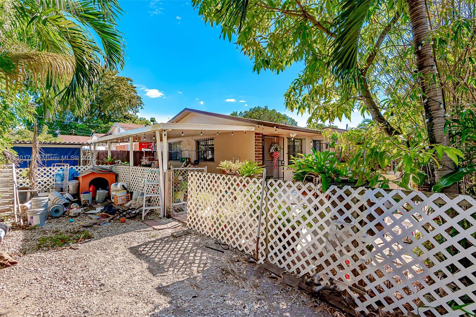 See details / 1931 sq. ft. $ 2023-01-19 0 Photo