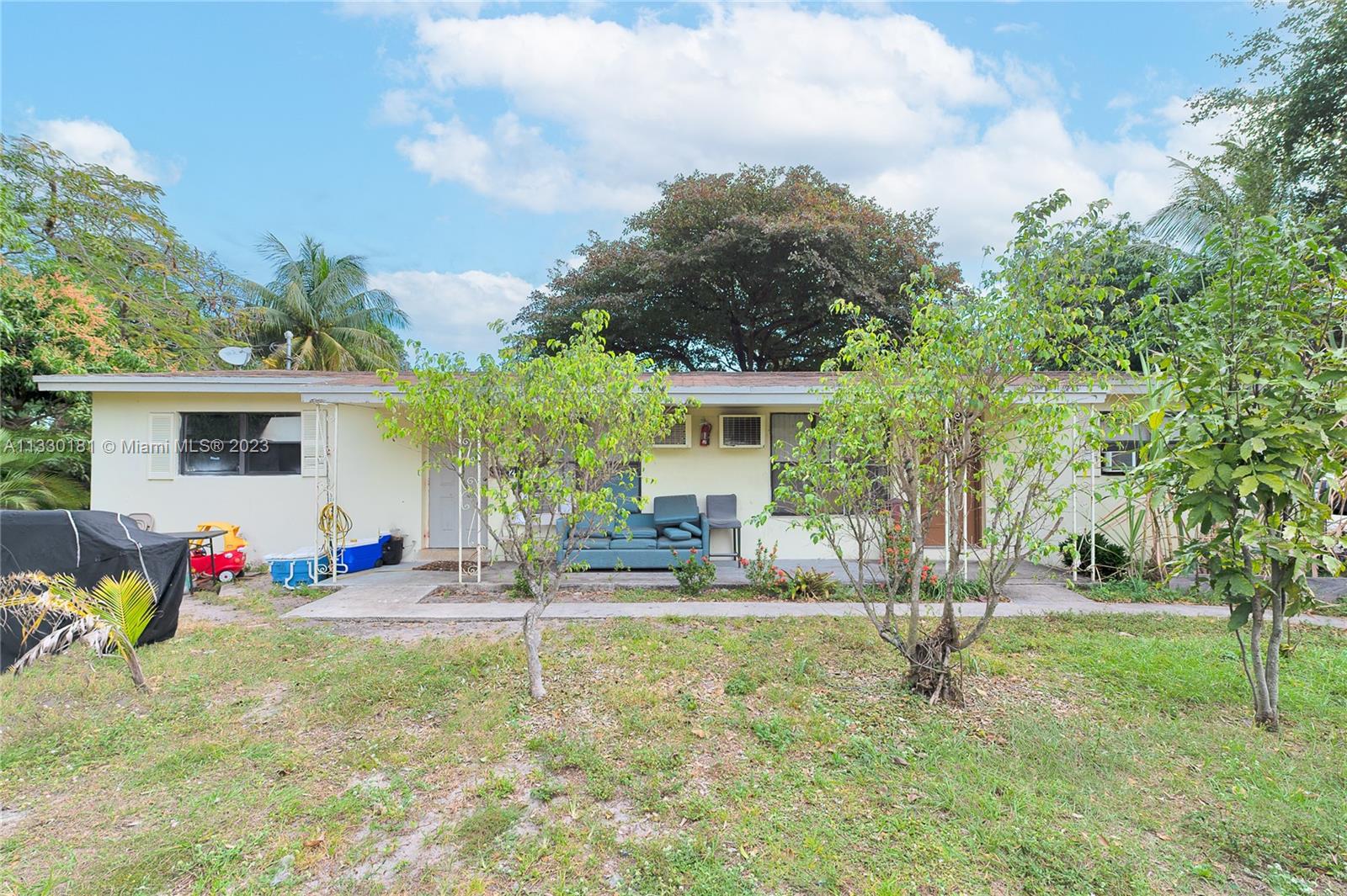See details / 1742 sq. ft. $ 2023-01-19 0 Photo