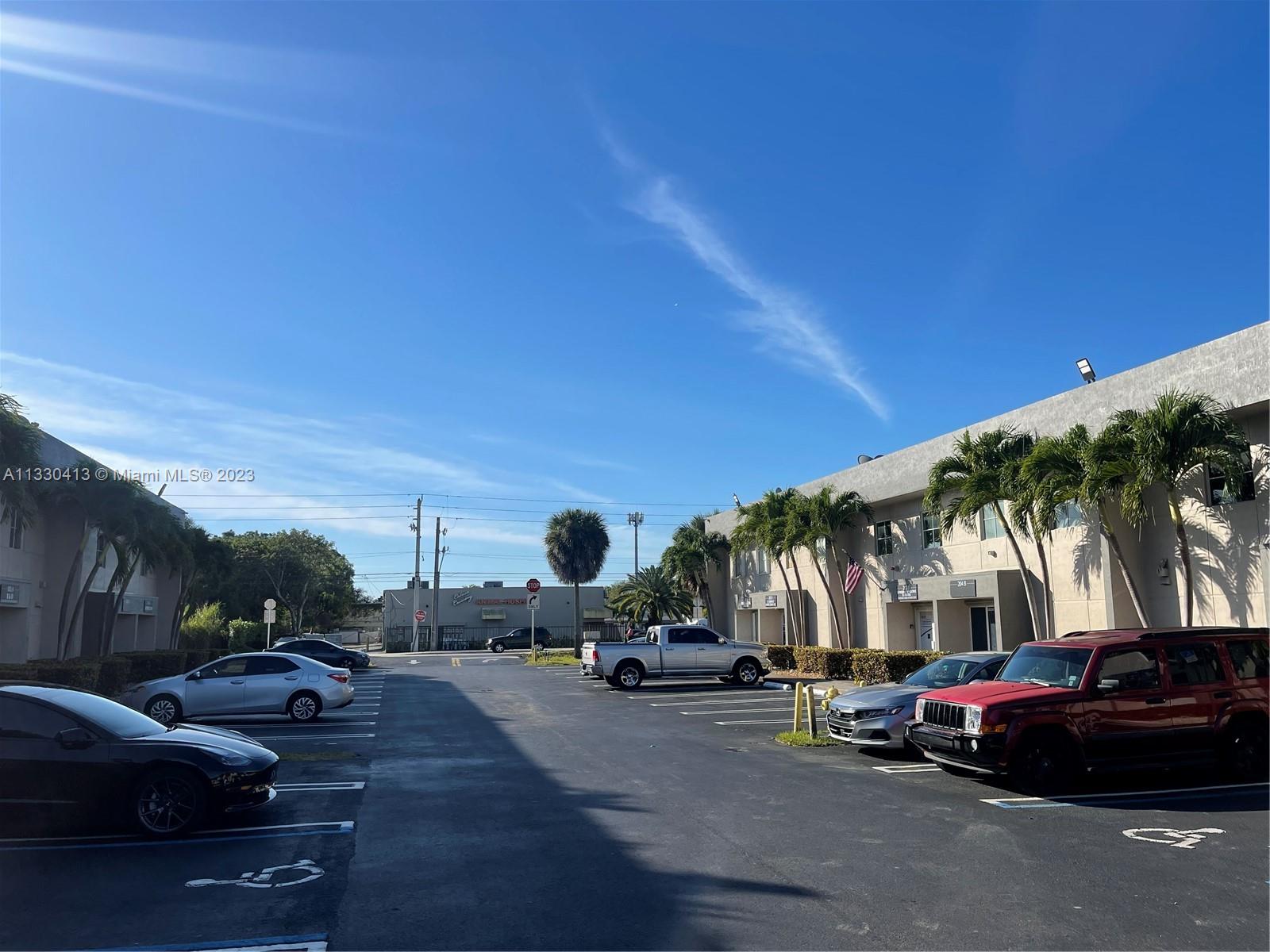 See details 205 / sq. ft. $ 2023-01-20 0 Photo