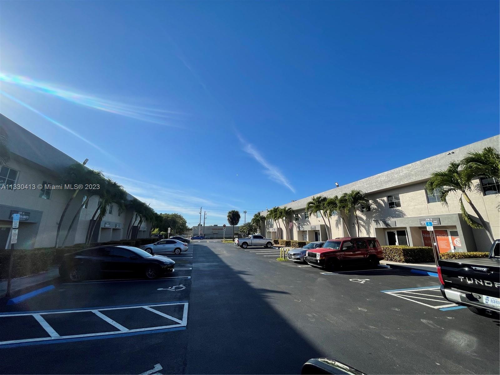 See details 205 / sq. ft. $ 2023-01-20 0 Photo
