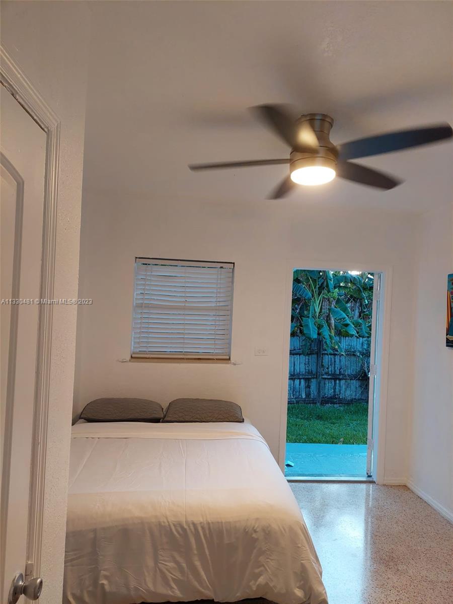 See details / 1950 sq. ft. $ 2023-01-20 0 Photo