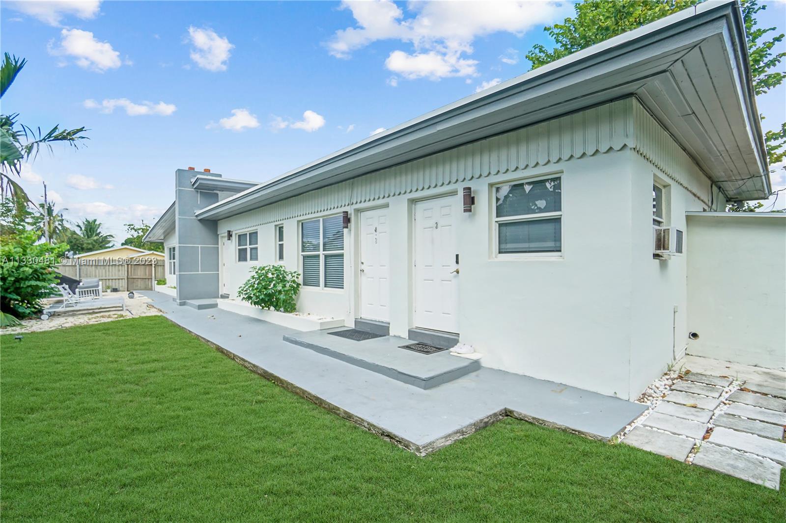 See details / 1950 sq. ft. $ 2023-01-20 0 Photo