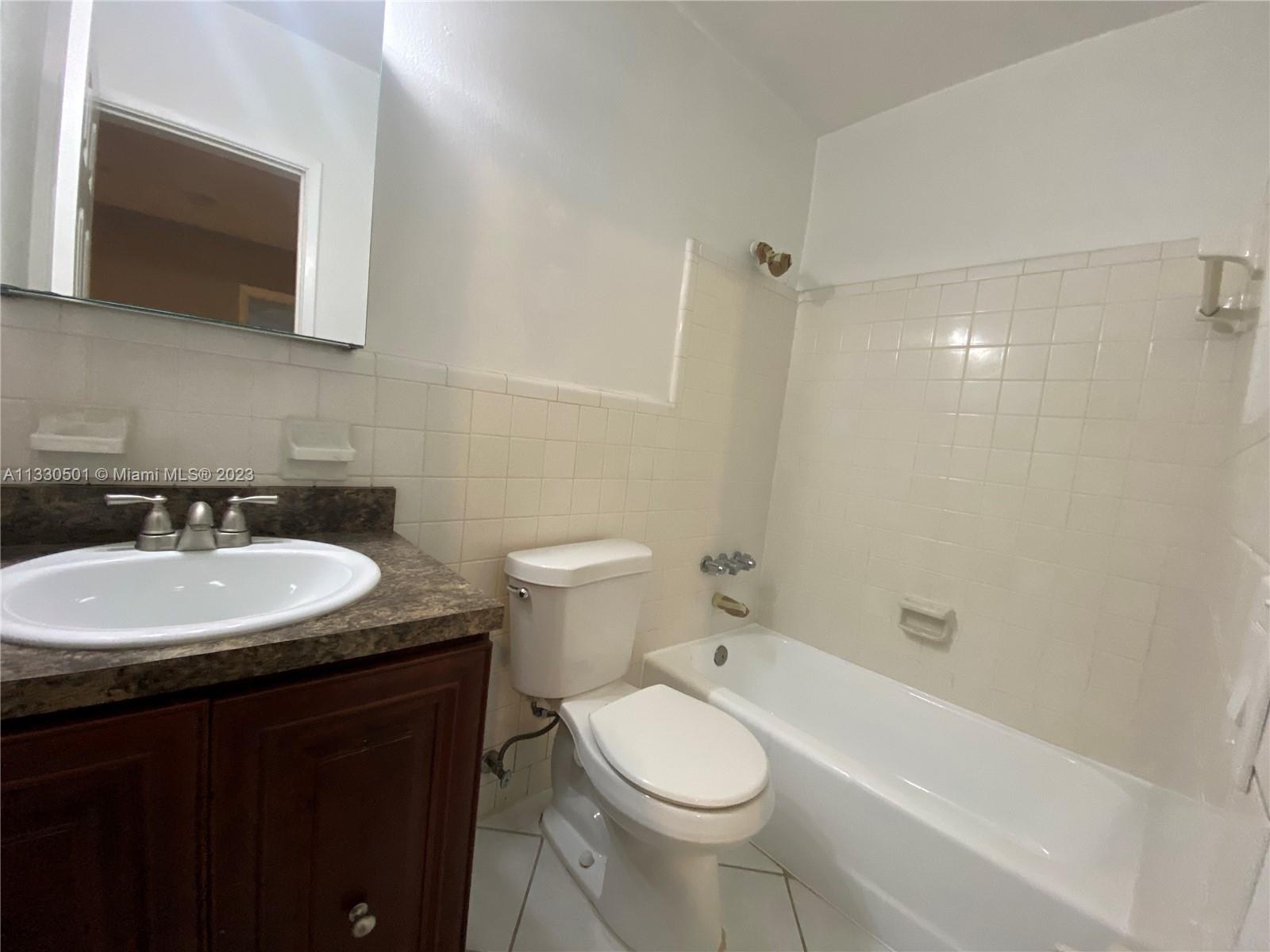 See details / 5436 sq. ft. $ 2023-01-20 0 Photo