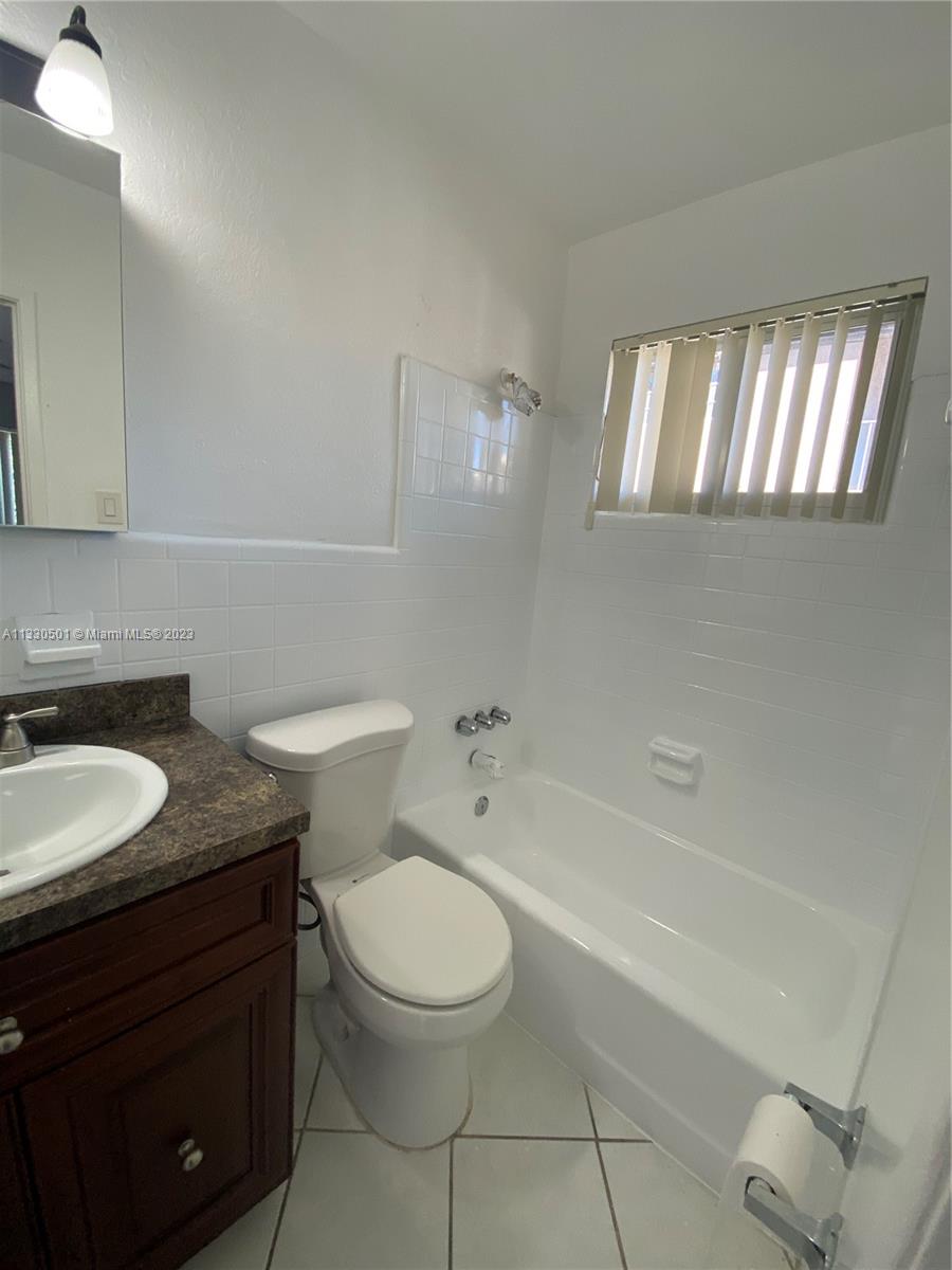 See details / 5436 sq. ft. $ 2023-01-20 0 Photo