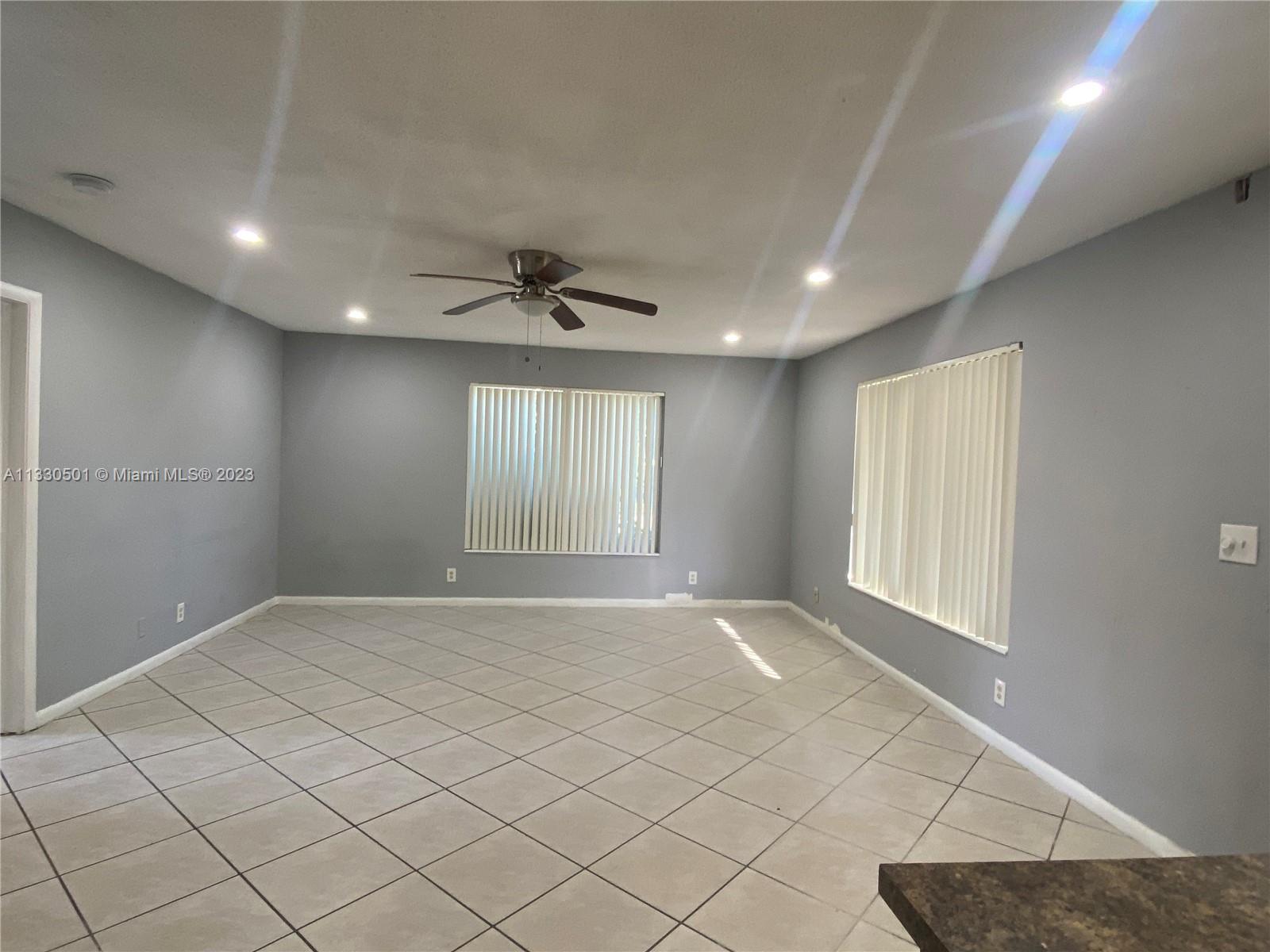 See details / 5436 sq. ft. $ 2023-01-20 0 Photo