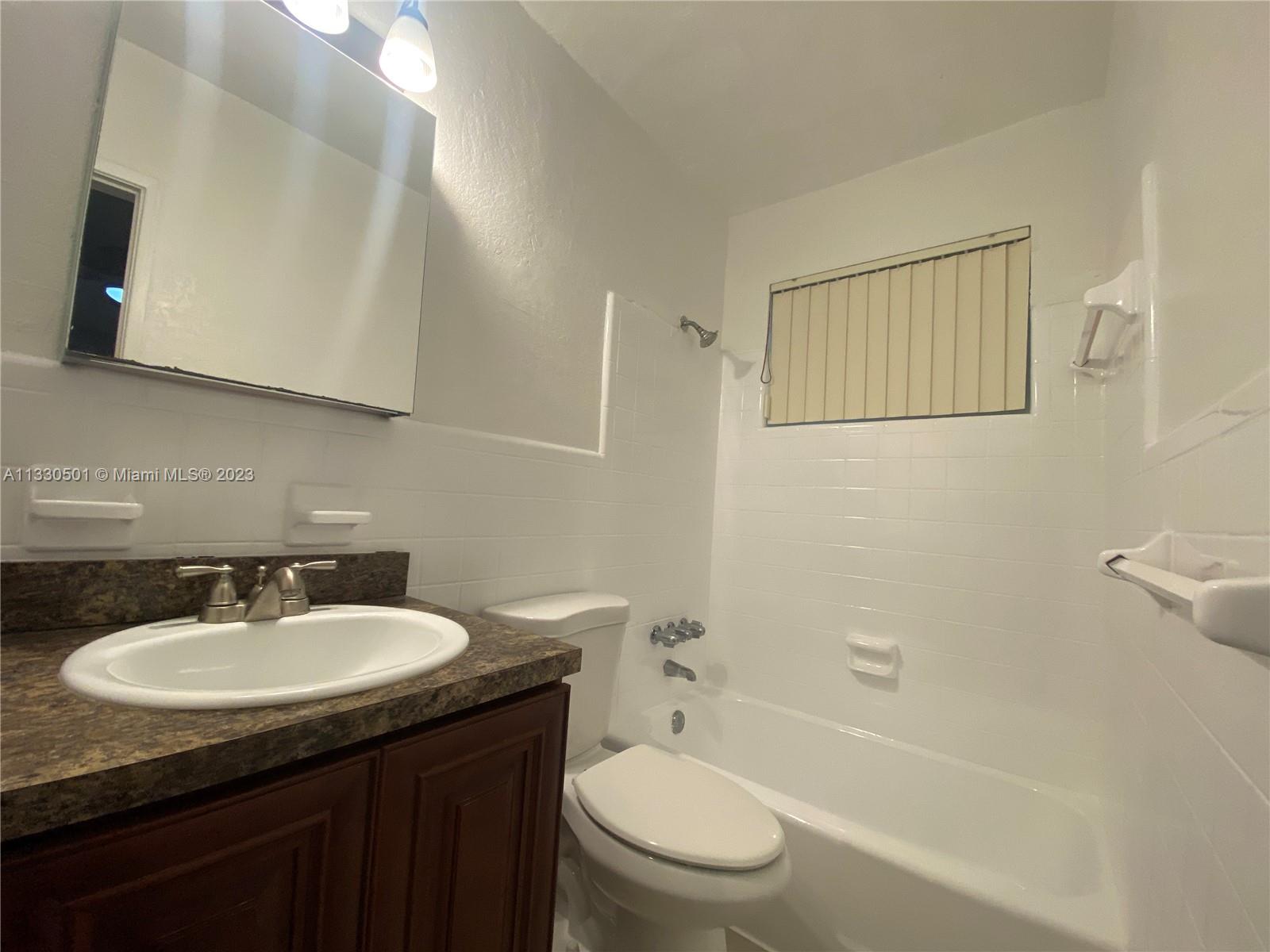See details / 5436 sq. ft. $ 2023-01-20 0 Photo