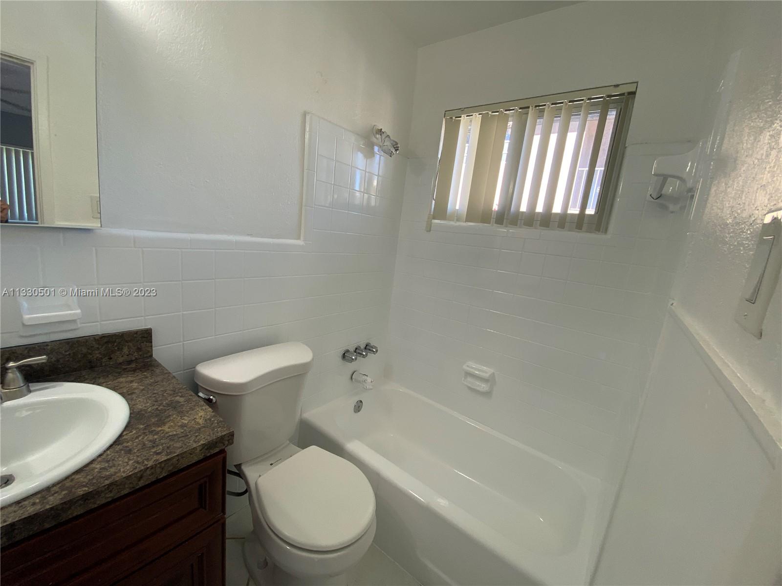 See details / 5436 sq. ft. $ 2023-01-20 0 Photo