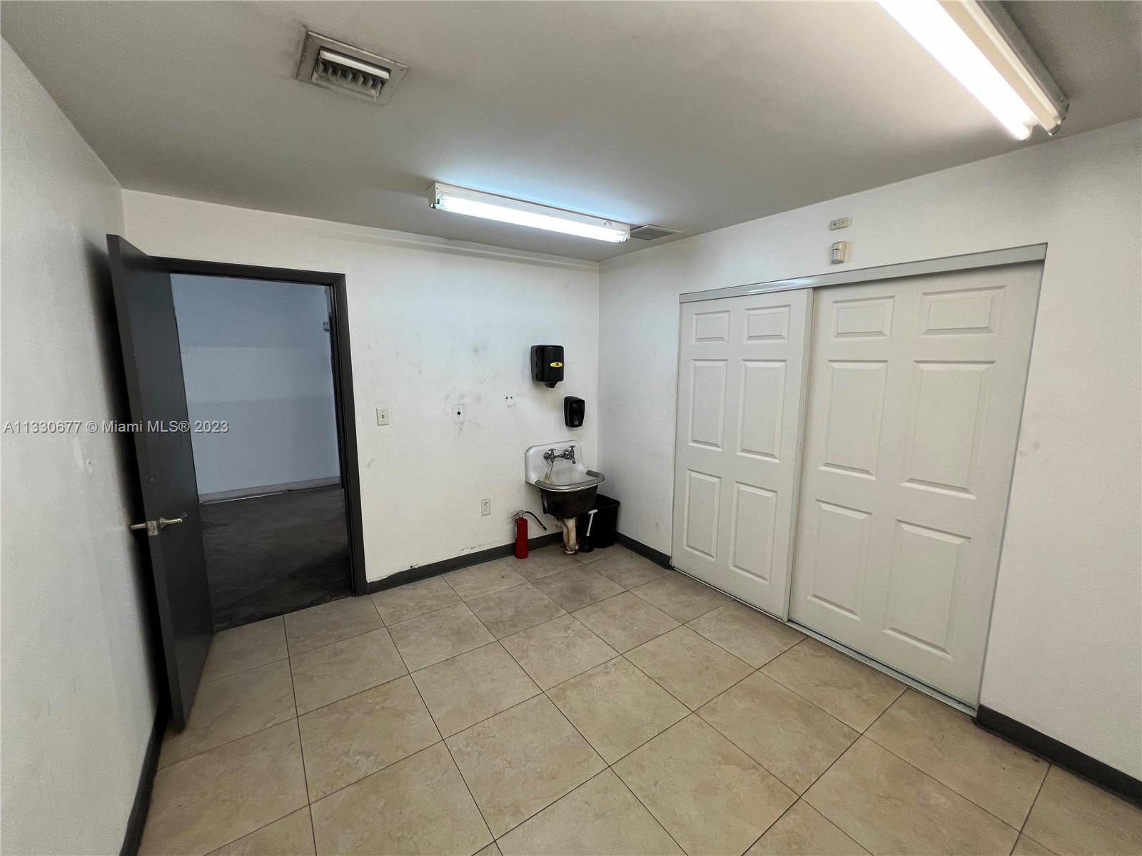 See details 2 / sq. ft. $ 2023-01-20 0 Photo