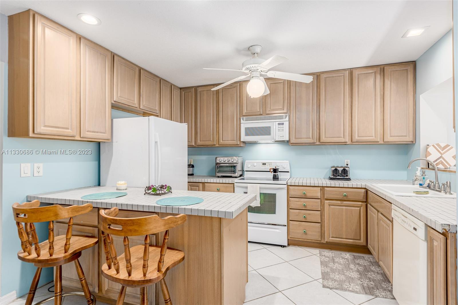 See details / 1646 sq. ft. $ 2023-01-20 0 Photo