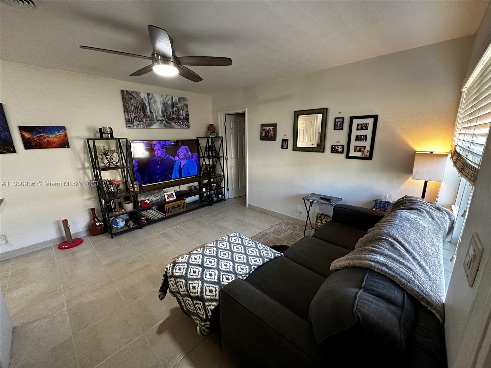 See details / 1558 sq. ft. $ 2023-01-30 0 Photo