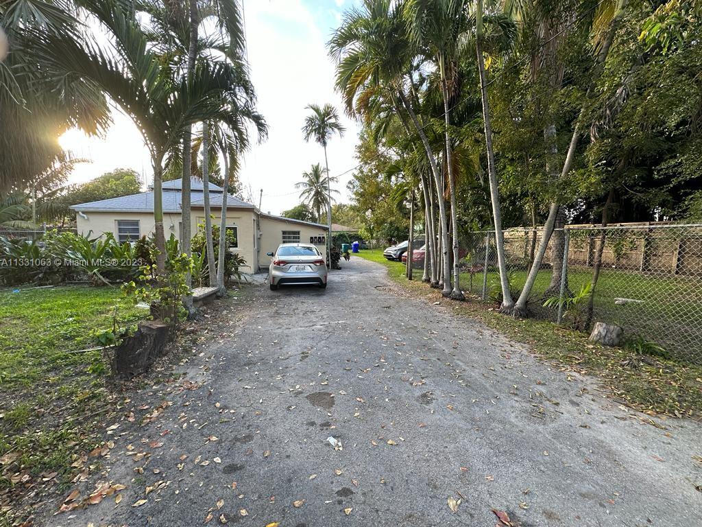 See details / 2325 sq. ft. $ 2023-01-22 0 Photo
