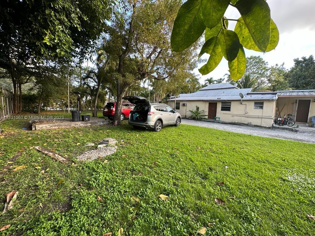 See details / 2325 sq. ft. $ 2023-01-22 0 Photo
