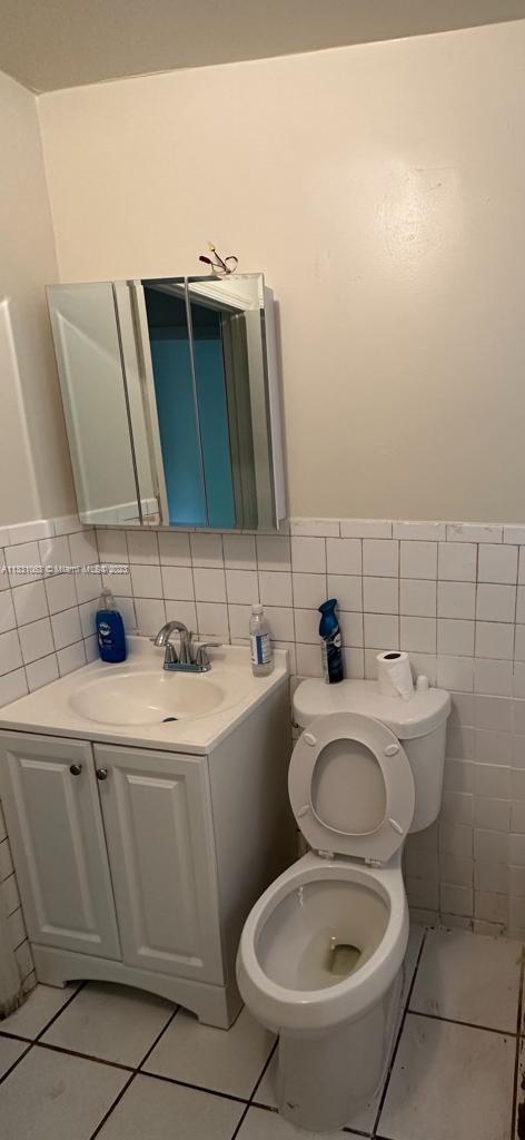 See details / 2325 sq. ft. $ 2023-01-22 0 Photo