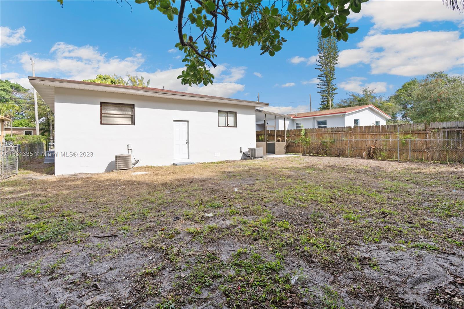 See details / 1428 sq. ft. $ 2023-01-22 0 Photo