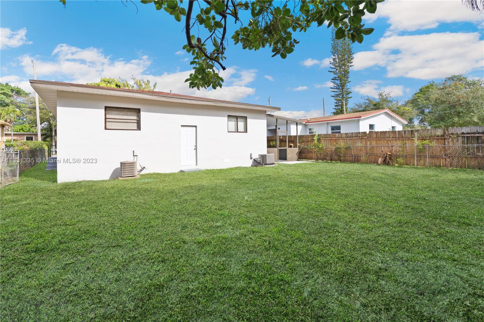 See details / 1428 sq. ft. $ 2023-01-22 0 Photo