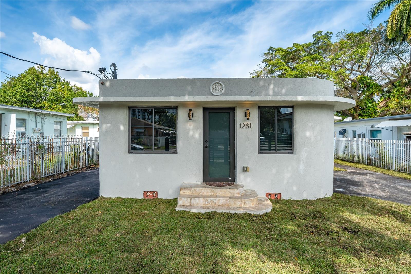 See details / 1621 sq. ft. $ 2023-01-24 0 Photo
