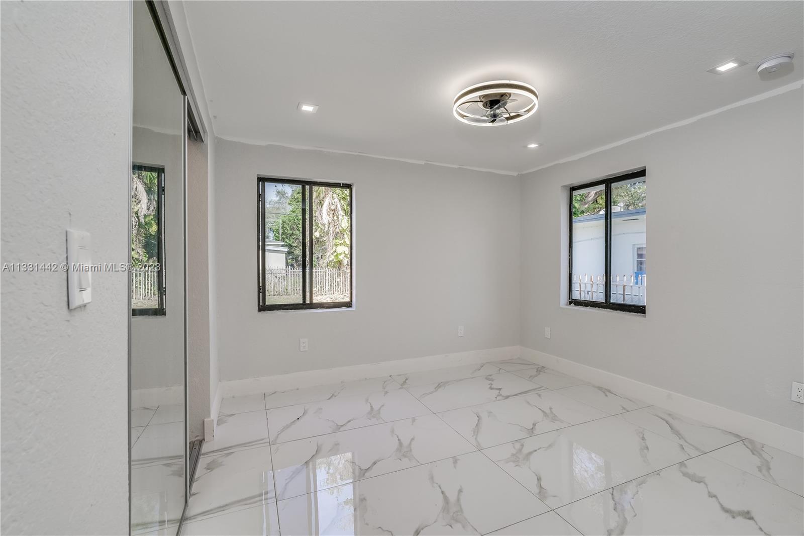 See details / 1621 sq. ft. $ 2023-01-24 0 Photo