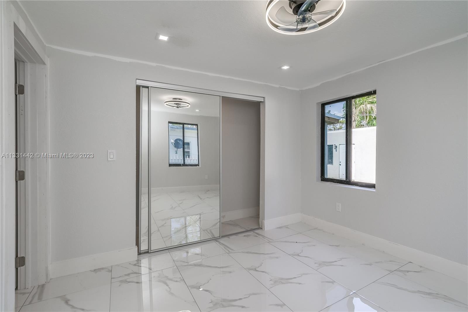 See details / 1621 sq. ft. $ 2023-01-24 0 Photo
