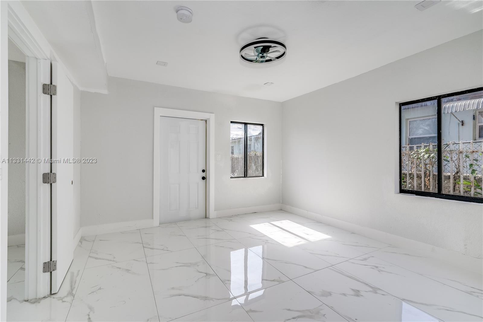 See details / 1621 sq. ft. $ 2023-01-24 0 Photo