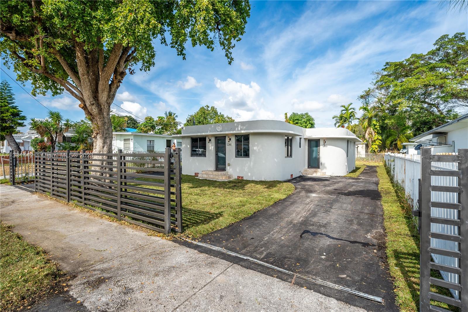 See details / 1621 sq. ft. $ 2023-01-24 0 Photo