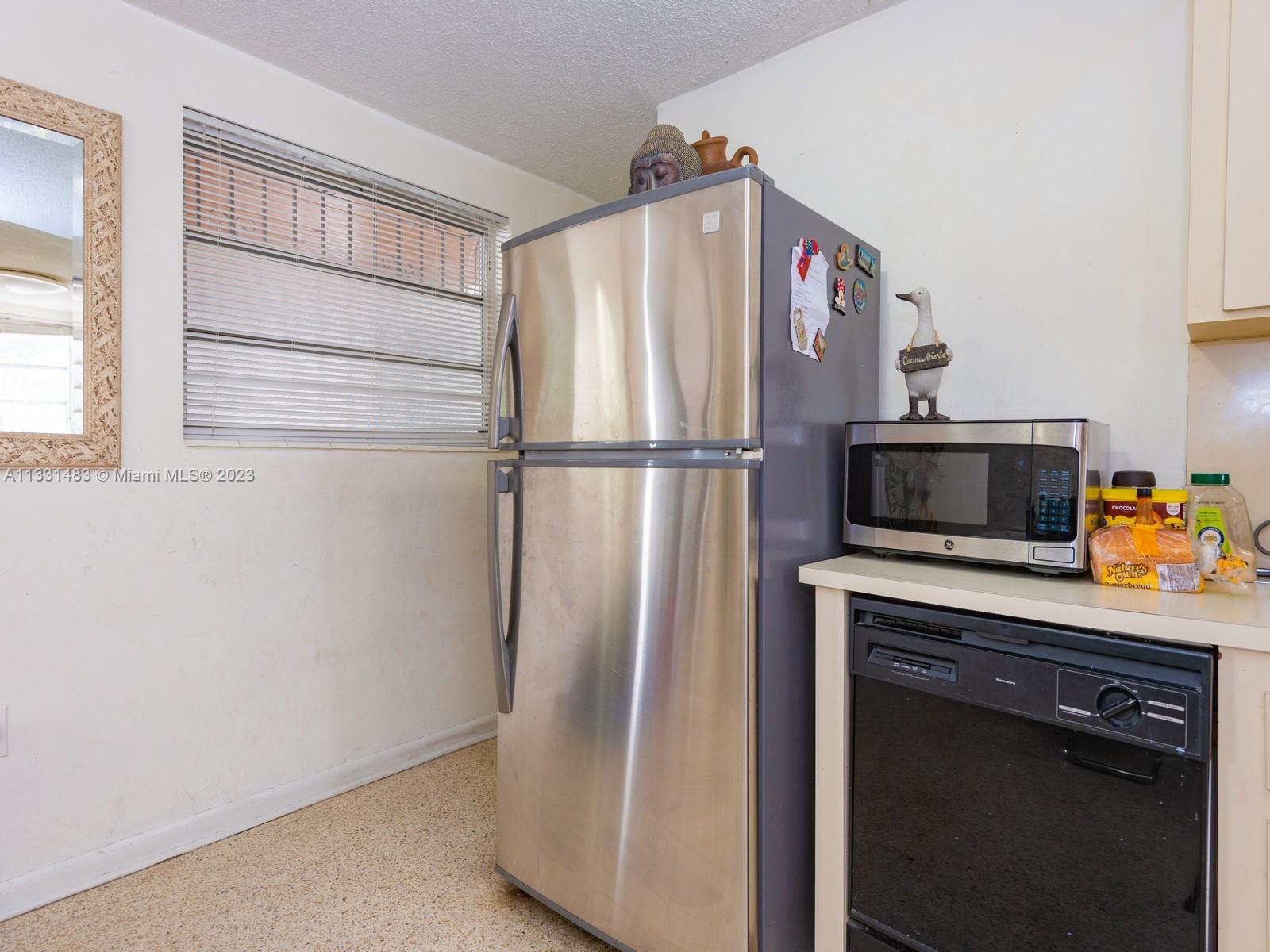 See details / 2024 sq. ft. $ 2023-01-23 0 Photo