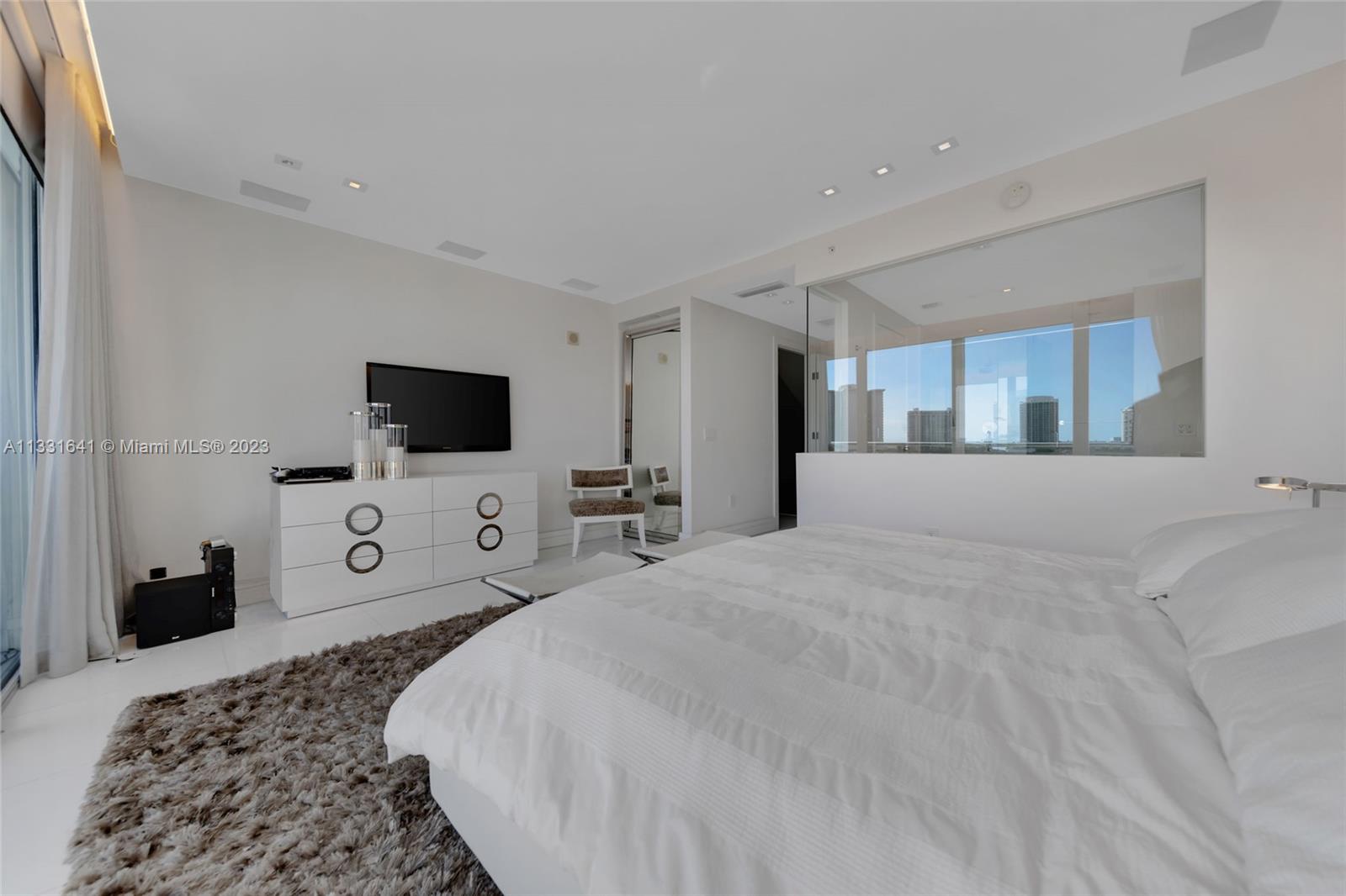 Photo of 2950 188th St #439, Aventura, Florida, 33180 -