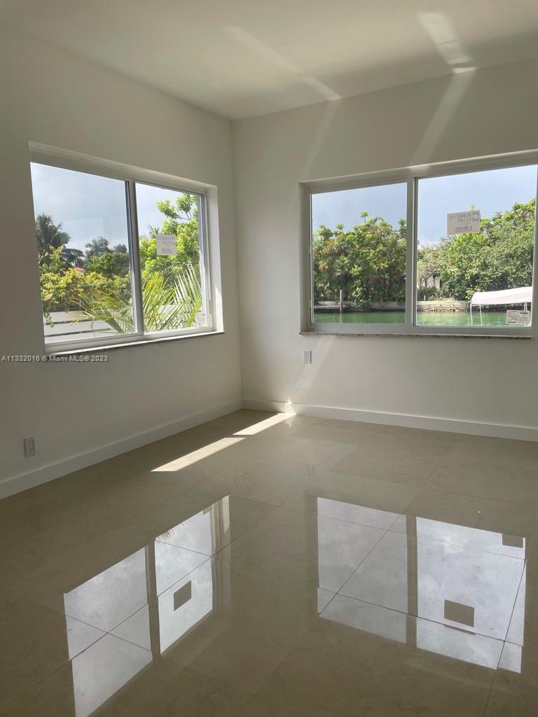 See details / sq. ft. $ 2023-01-24 0 Photo