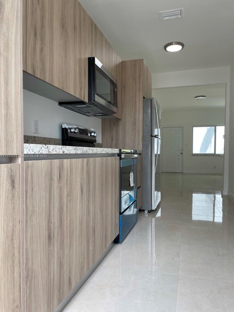 See details / sq. ft. $ 2023-01-24 0 Photo