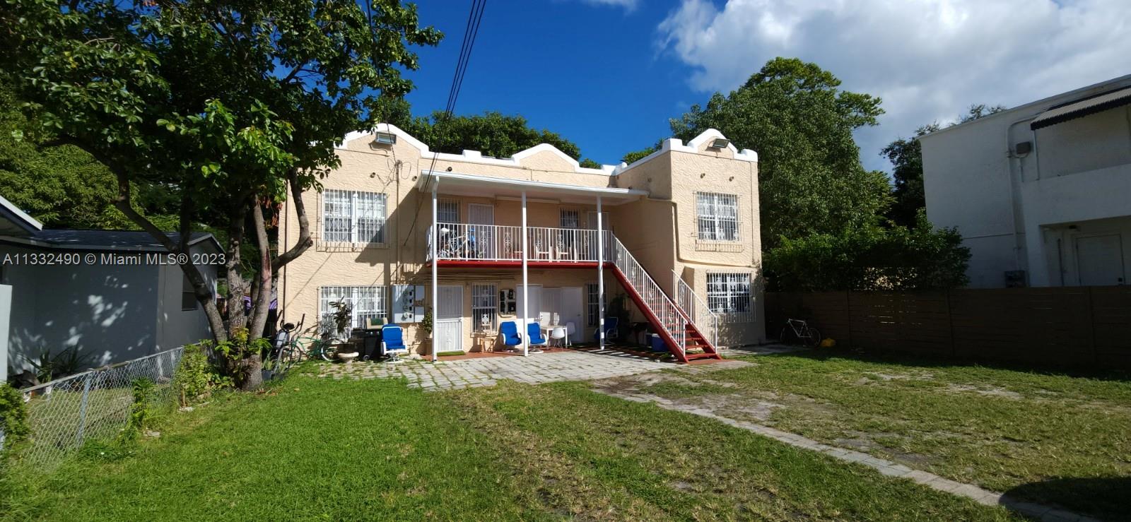 See details / 2784 sq. ft. $ 2023-02-02 0 Photo