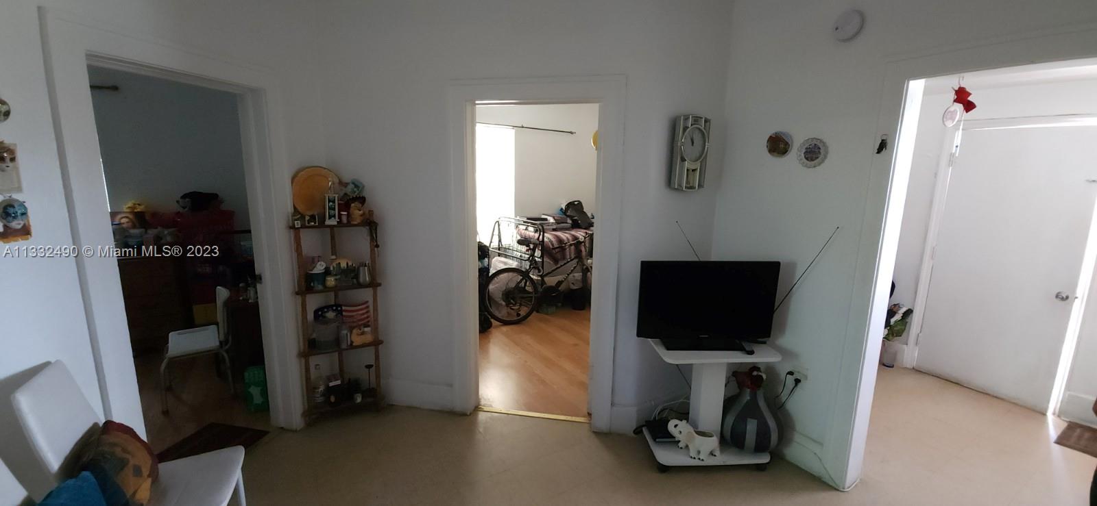 See details / 2784 sq. ft. $ 2023-02-02 0 Photo