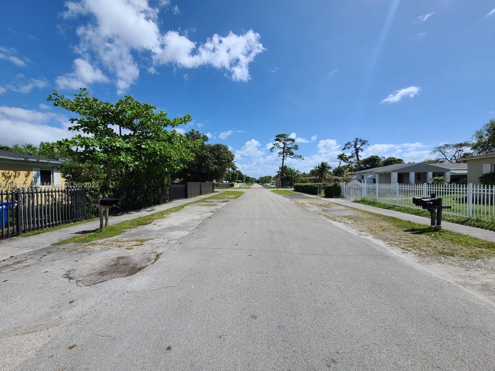 See details / 1588 sq. ft. $ 2023-01-24 0 Photo