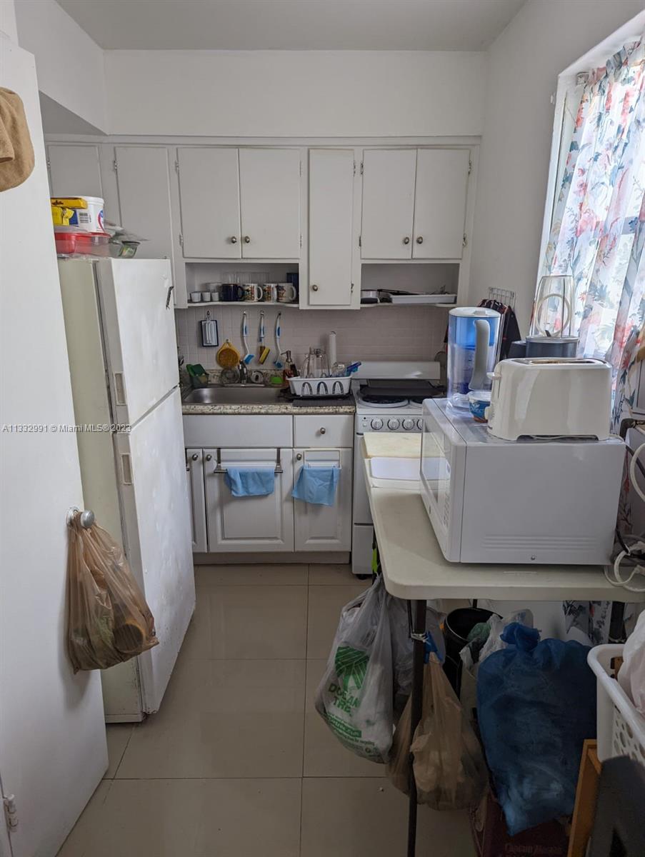 See details / 3382 sq. ft. $ 2023-01-25 0 Photo