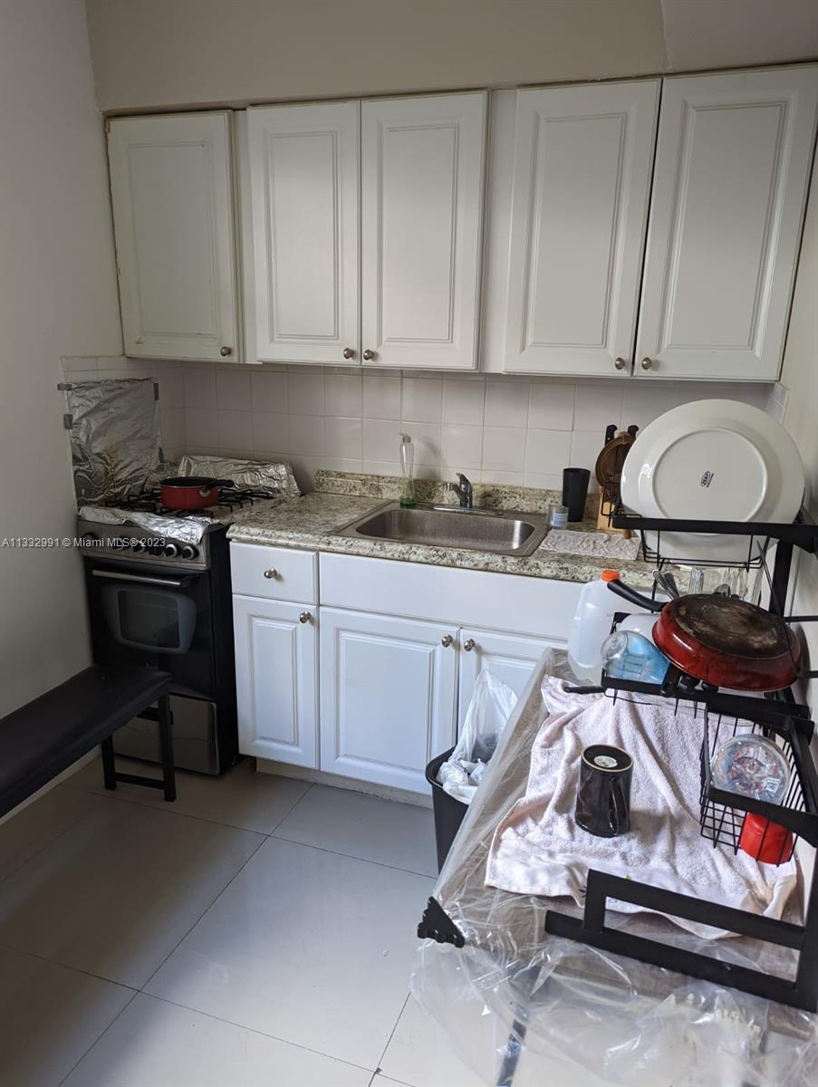 See details / 3382 sq. ft. $ 2023-01-25 0 Photo