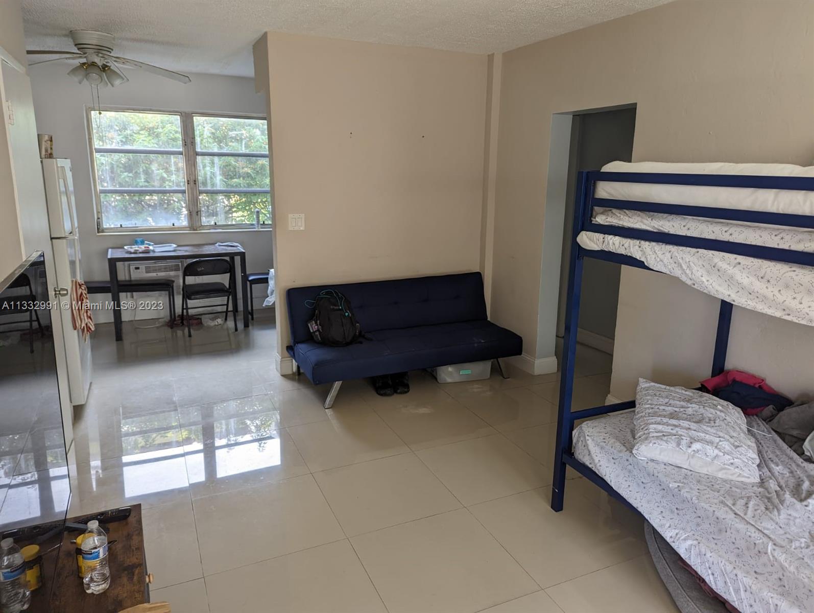 See details / 3382 sq. ft. $ 2023-01-25 0 Photo