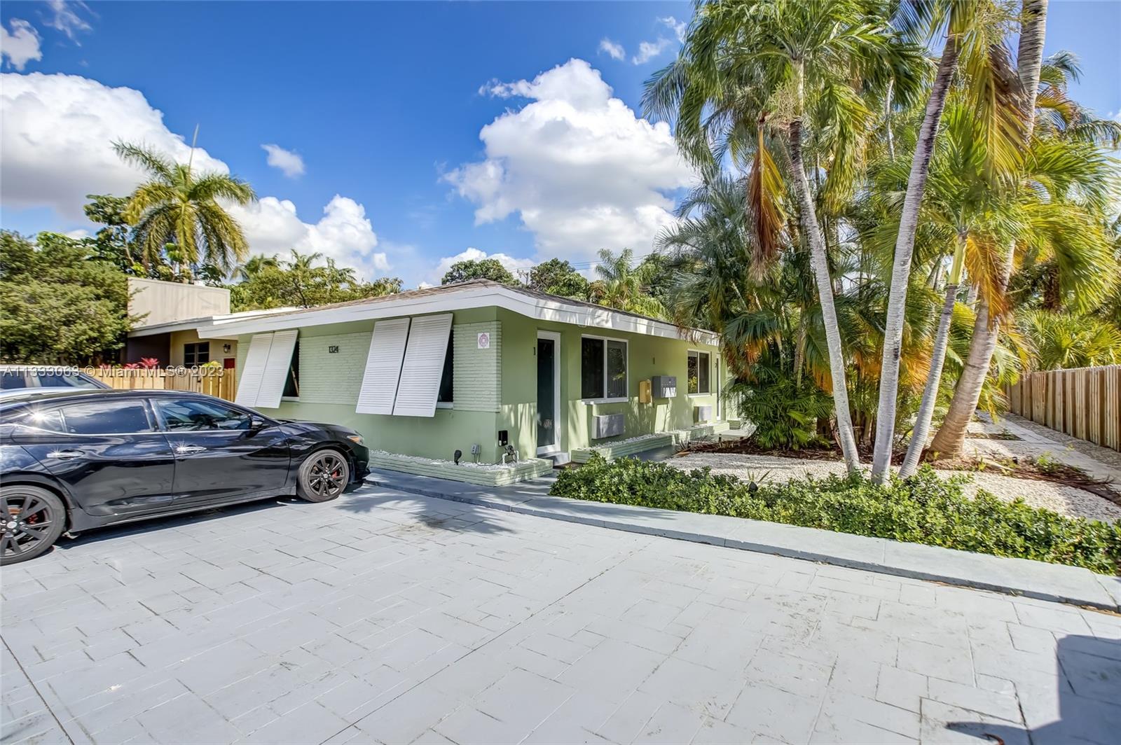 See details / sq. ft. $ 2023-01-25 0 Photo